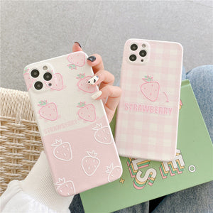 Lattice Strawberry Phone Case For iPhone 12